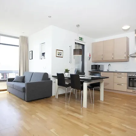 Planet Apartment