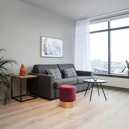 Planet Apartment *